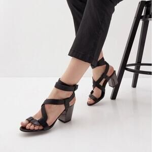 Tom Ford Black Strappy Leather Toe Ring Metallic Tan Block Heel Sandals